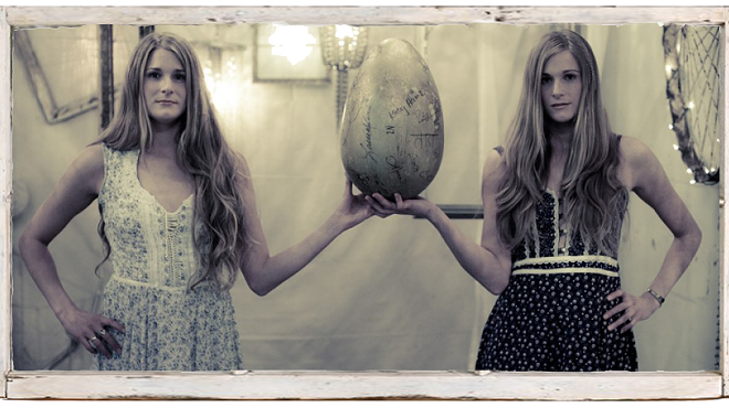 Image: Shook Twins