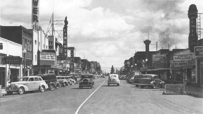 Image: Deschutes by the Decade - WWII and the 1940s