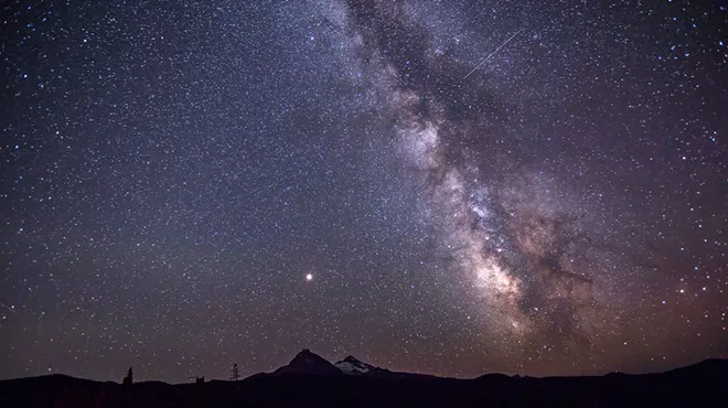Image: Bend Photo Tours - Perseid Meteor Shower Photo Workshop -