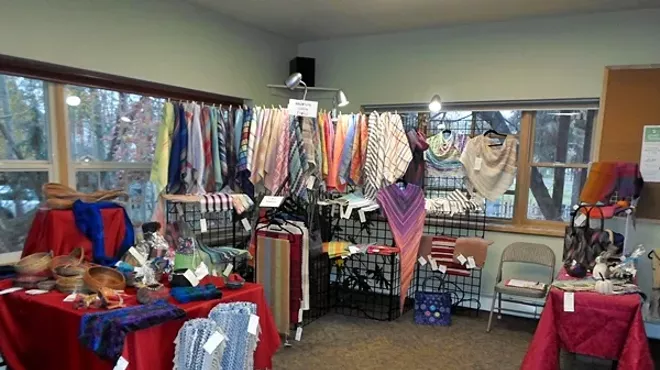 Image: Central Oregon Spinners & Weavers Guild - Holiday Show & Sale