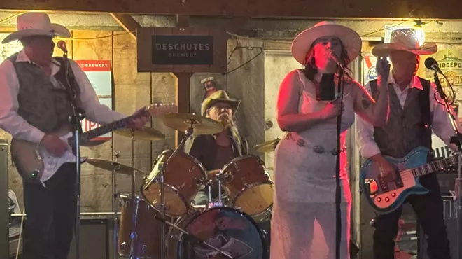 Image: Chasin' Bandits feat. Christie Strode