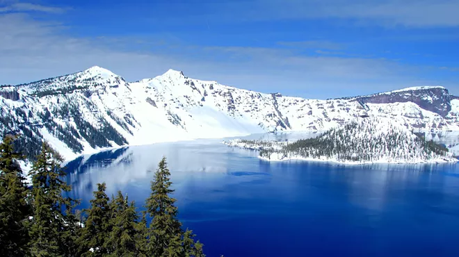 Image: Crater Lake Snowshoe Adventure