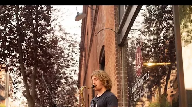 Image: Draven Schmidt solo saxophone LIVE