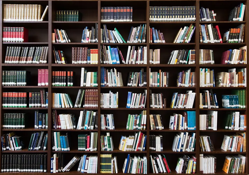 books-2463779_1920-4.webp