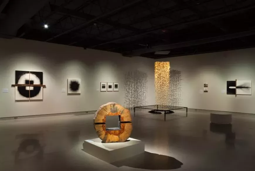 entering-gallery-768x514-1.webp