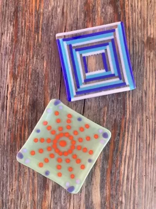 Image: Fused Glass Slumping: Stripes, Dots, & Dishes