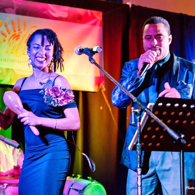 Dian y los Rumberos perform in 2018