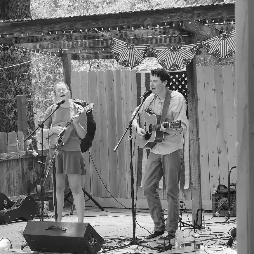 Honey Run (Kat Baker, Owen Ragland)