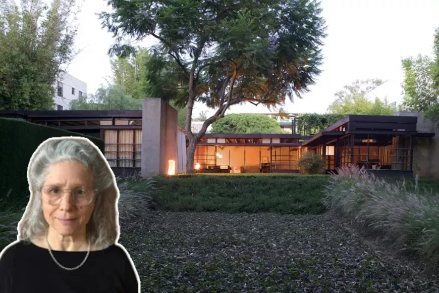 mid-centurymodernhouse-2.webp