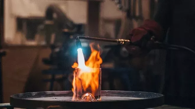 Image: Learn to Turn Wine Bottles Into Drinking Glasses