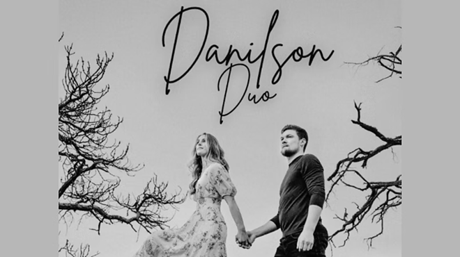 Image: Live at the Vineyard: Danilson Duo