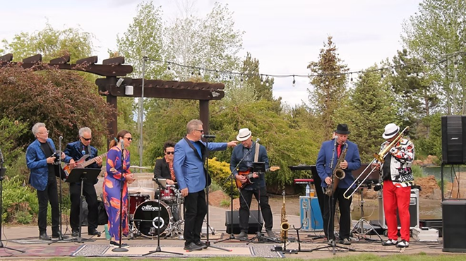 Image: Live at the Vineyard: High Street Band Spring Fling!