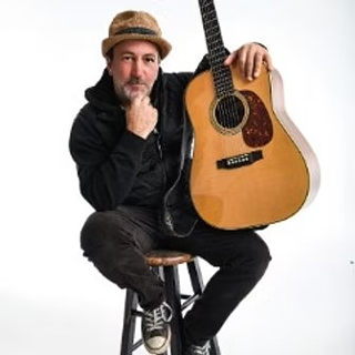 Image: Live at the Vineyard: Pete Kartsounes