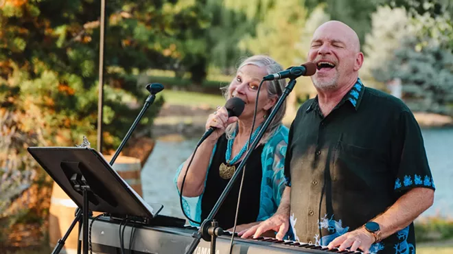 Image: Live at the Vineyard: Reno and Cindy