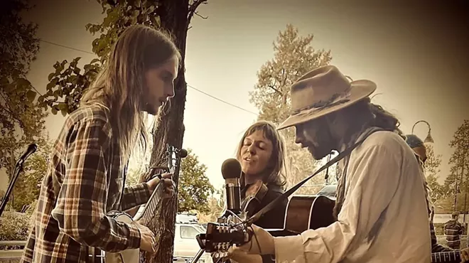 Image: Live Music with Sugar Sweet String Band