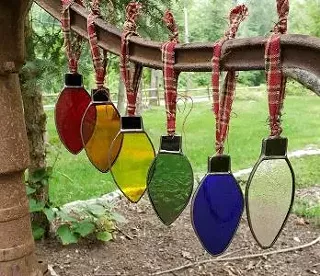 Image: Make Stained Glass Ornaments