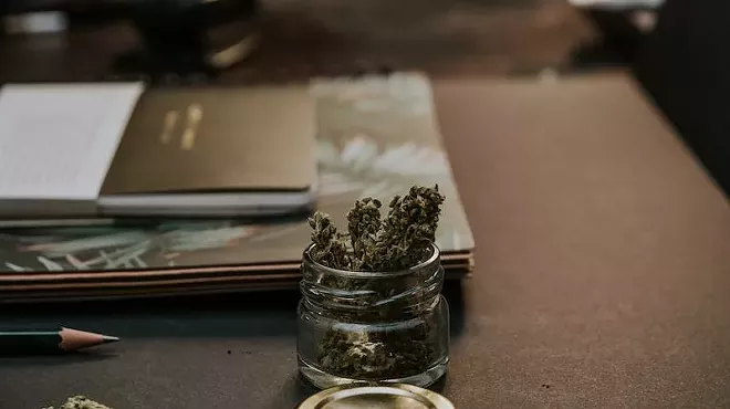 Image: Marijuana Anonymous - Curb da Herb