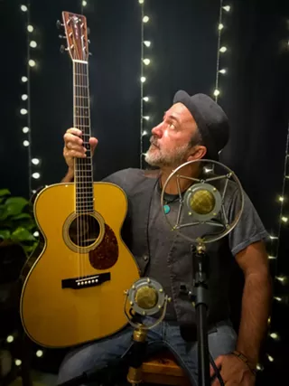 Image: Pete Kartsounes at The Commonwealth Pub