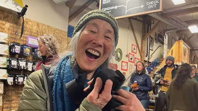 Image: Repair Caf&eacute; with Deschutes Public Library