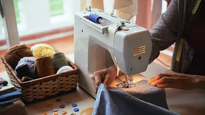 Image: Sew Easy: Beyond the Basics &ndash; Zippers & Buttons