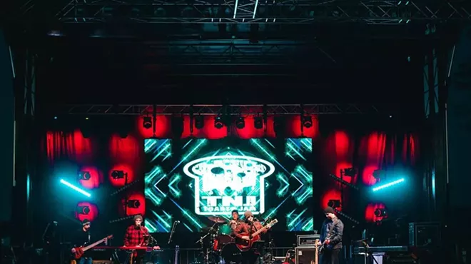 Image: Summer Sunday Nights: Toast & Jam (full band)
