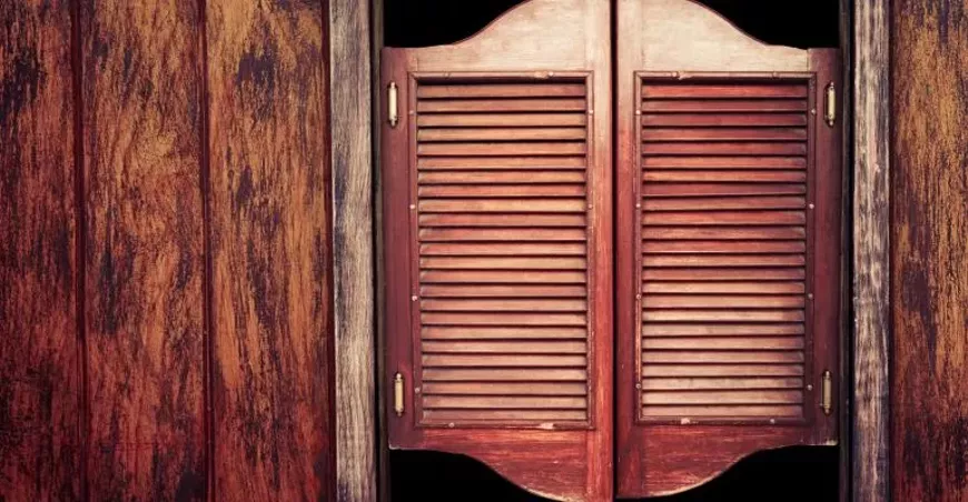 swingin_doors.webp