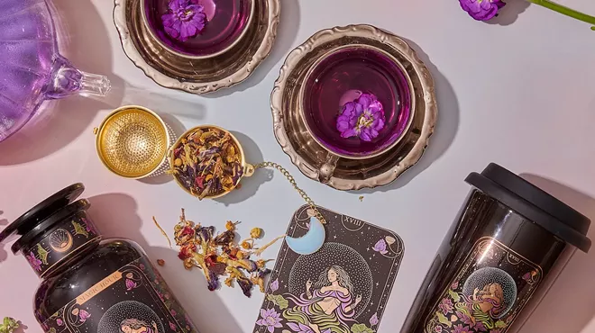 Image: Tarot and Tea with Kati