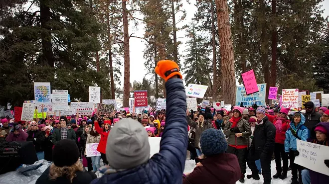 Image: Thousands gather in Bend, tens of thousands in Portland at Saturday's Women's Marches