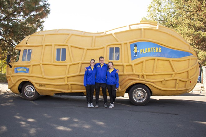 NUTmobile makes pitstop in Central Oregon