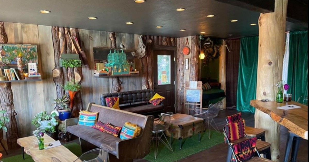 Fireside Drinks at Dogwood's New Canteen at Campfire Hotel | The Source  Weekly - Bend, Oregon