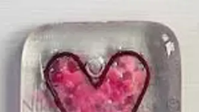 Image: Valentines Day Gifts - Fused Glass Pocket Hearts