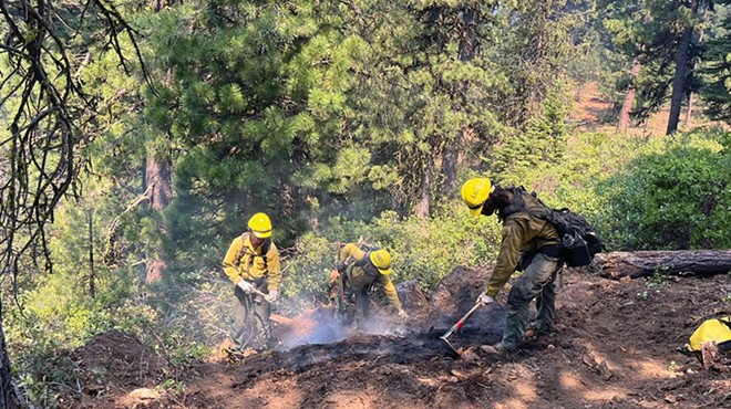 Varios incendios forestales arden al noroeste de La Pine